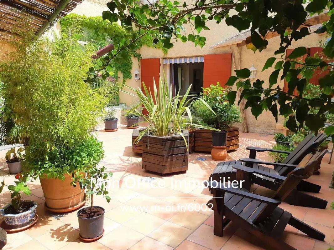 Référence : 6002-VCL. - Maison de Maître du XVII - Cours intérieure et piscine - 20 minutes d'Aix en Provence - photo 22