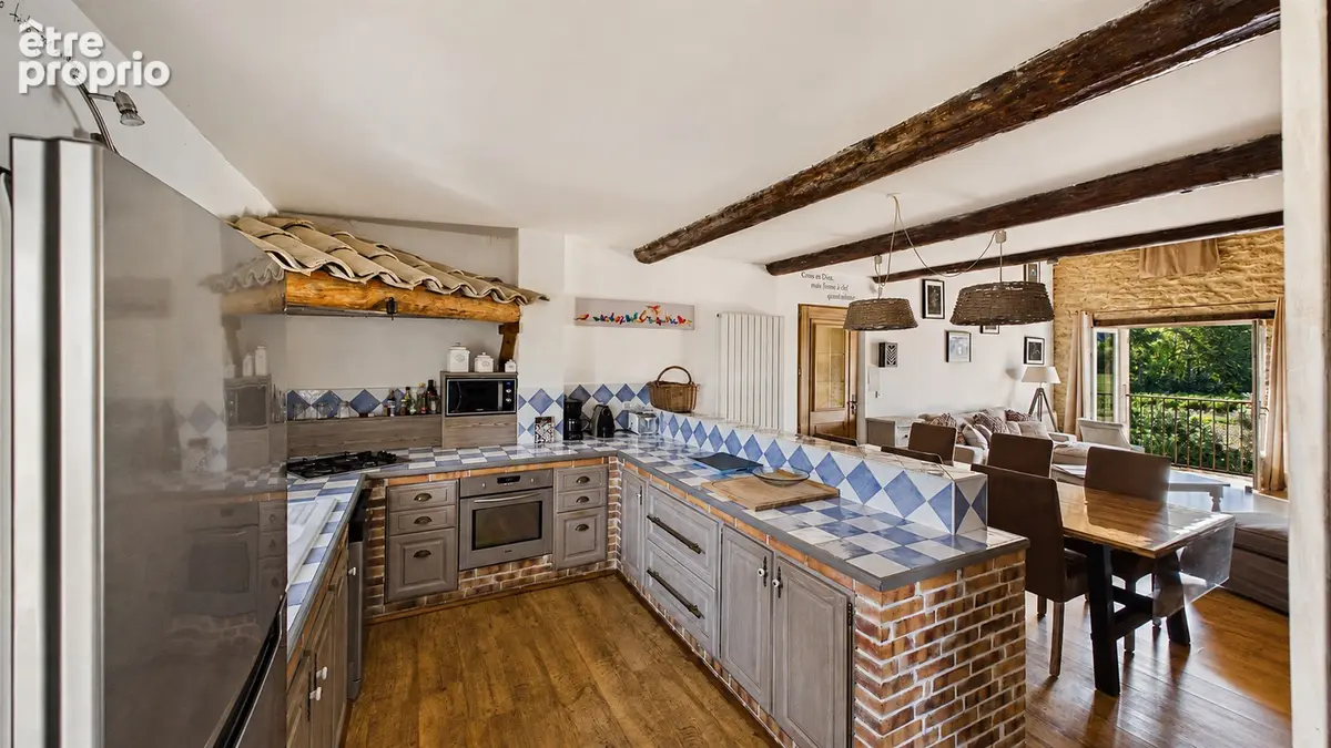Domaine en pierre de 675 m² avec piscine sur près de 3 ha - Roquemaure - photo 6