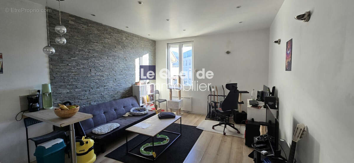 Appartement à SAINT-MARTIN-D&#039;HERES