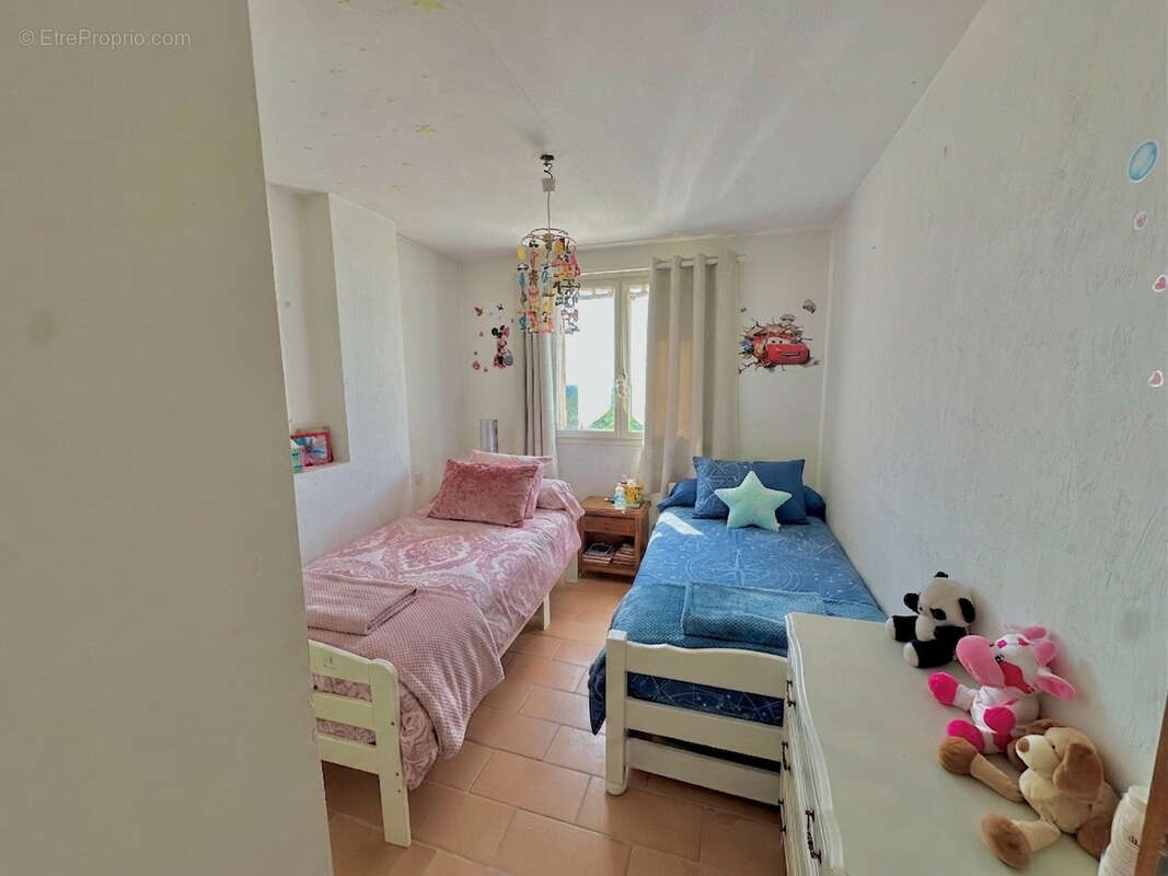 Maison à TOURRETTES-SUR-LOUP