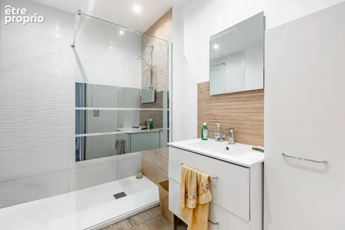 Appartement 3 pièces de 57 m² à Fréjus-plage - photo 11
