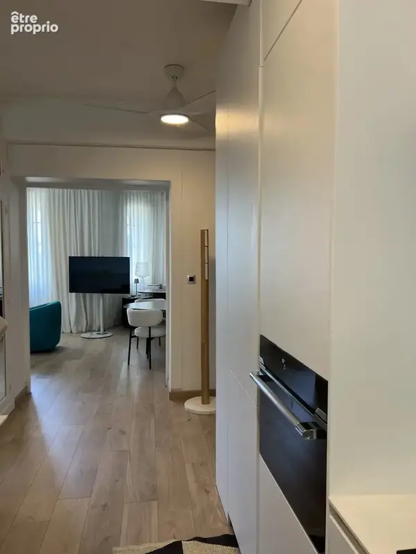 Cannes – Appartement rénové de 56 m² vendu meublé - photo 5