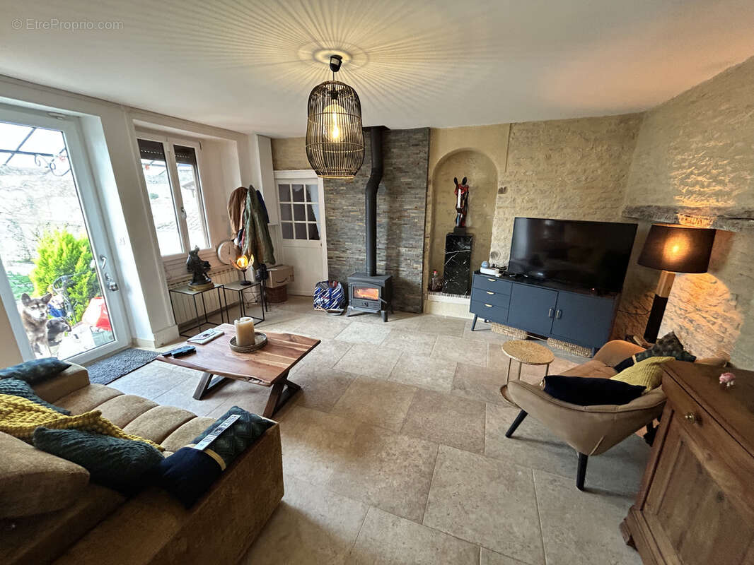 Maison à ASNIERES-EN-MONTAGNE