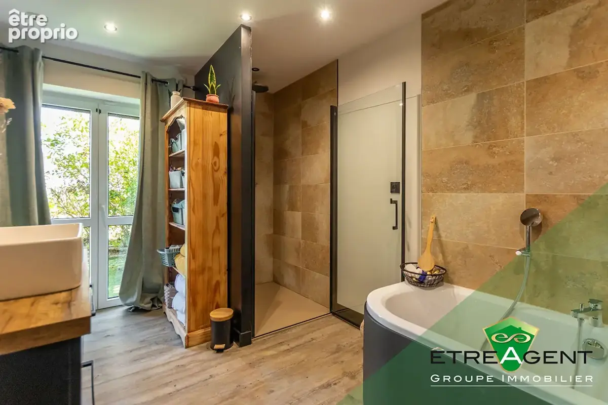 Maison NOGENT-LE-SEC - 230 m² - 4 chambres - photo 11