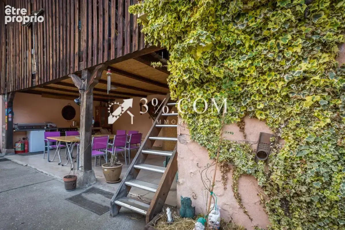 Propriete avec maison habitation, studio,  vastes dependance - photo 6