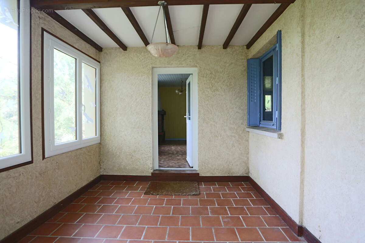 Maison à VOLLORE-VILLE