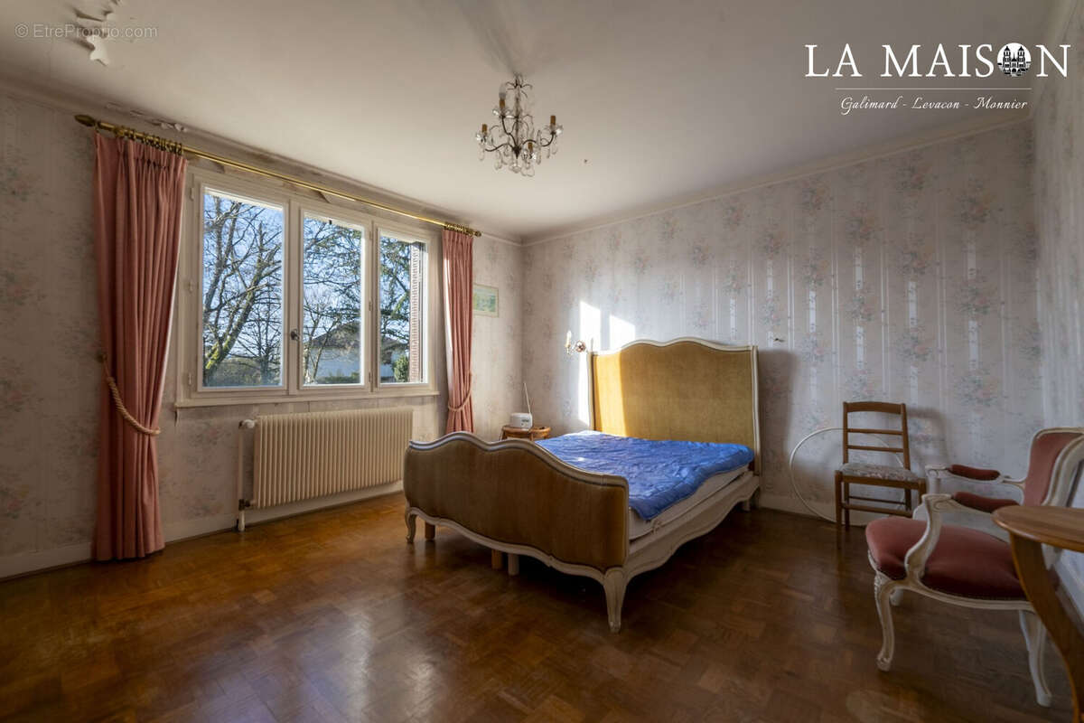 Maison à SAULON-LA-RUE