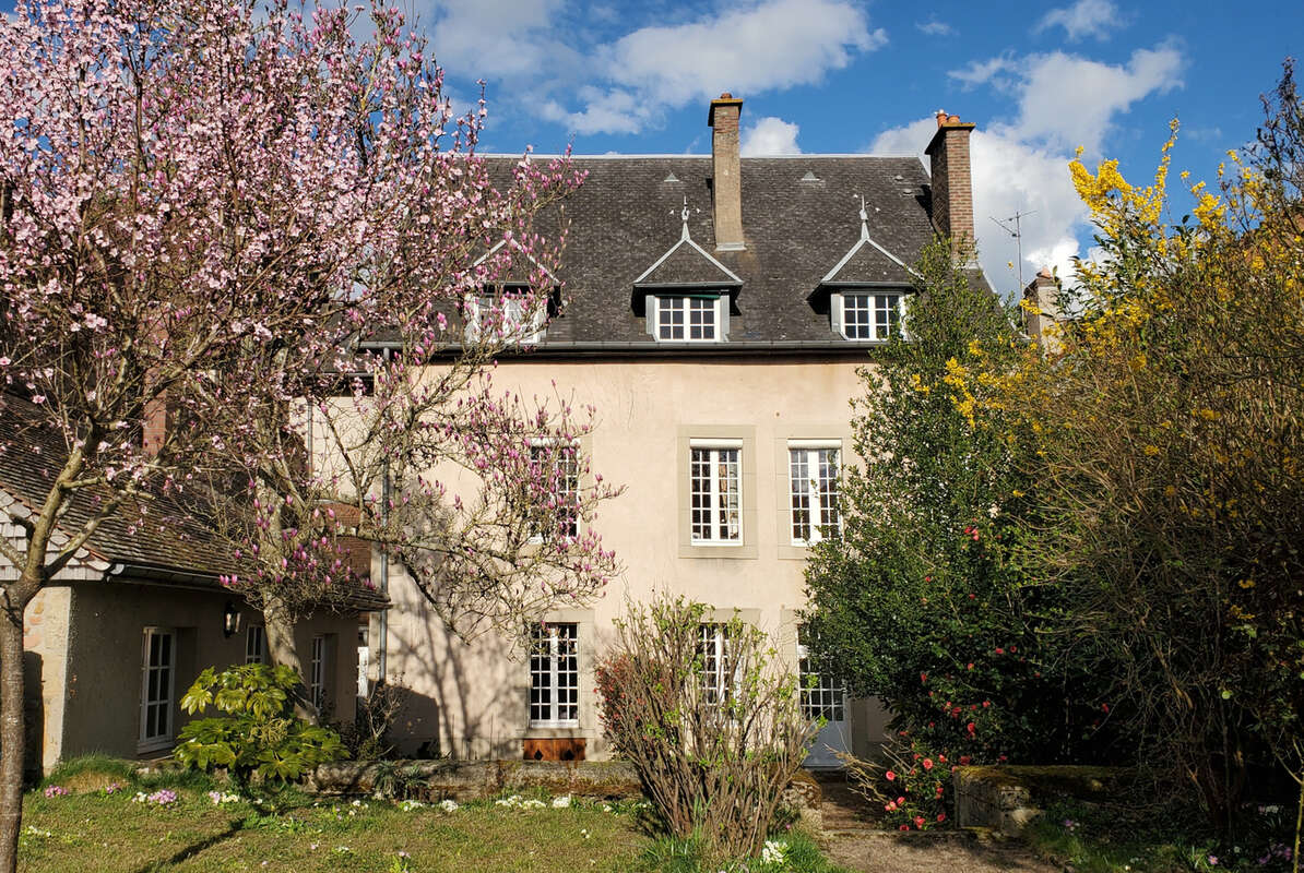 Maison à AUTUN