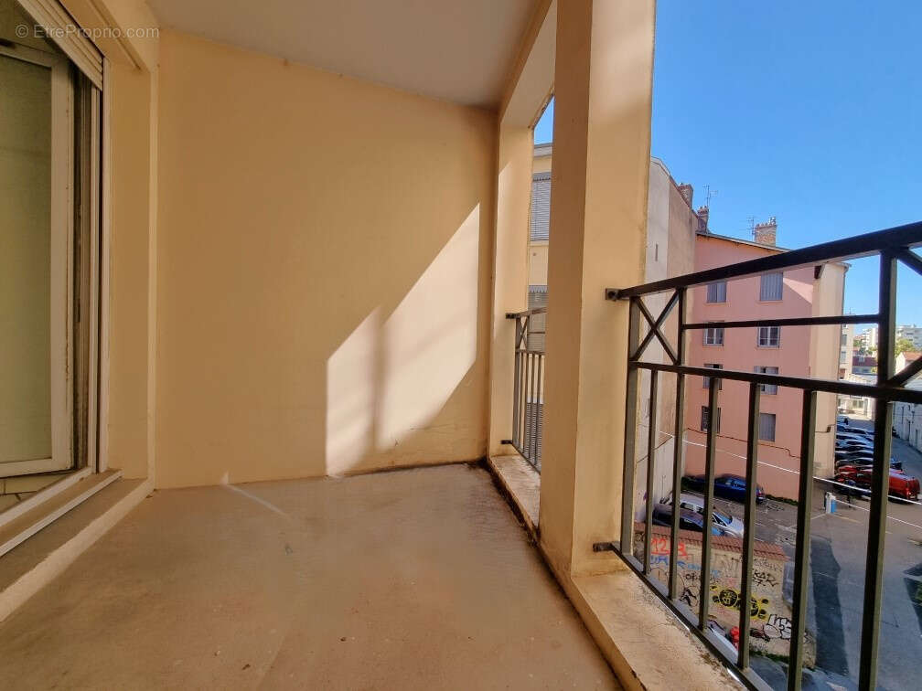 Appartement à LYON-4E