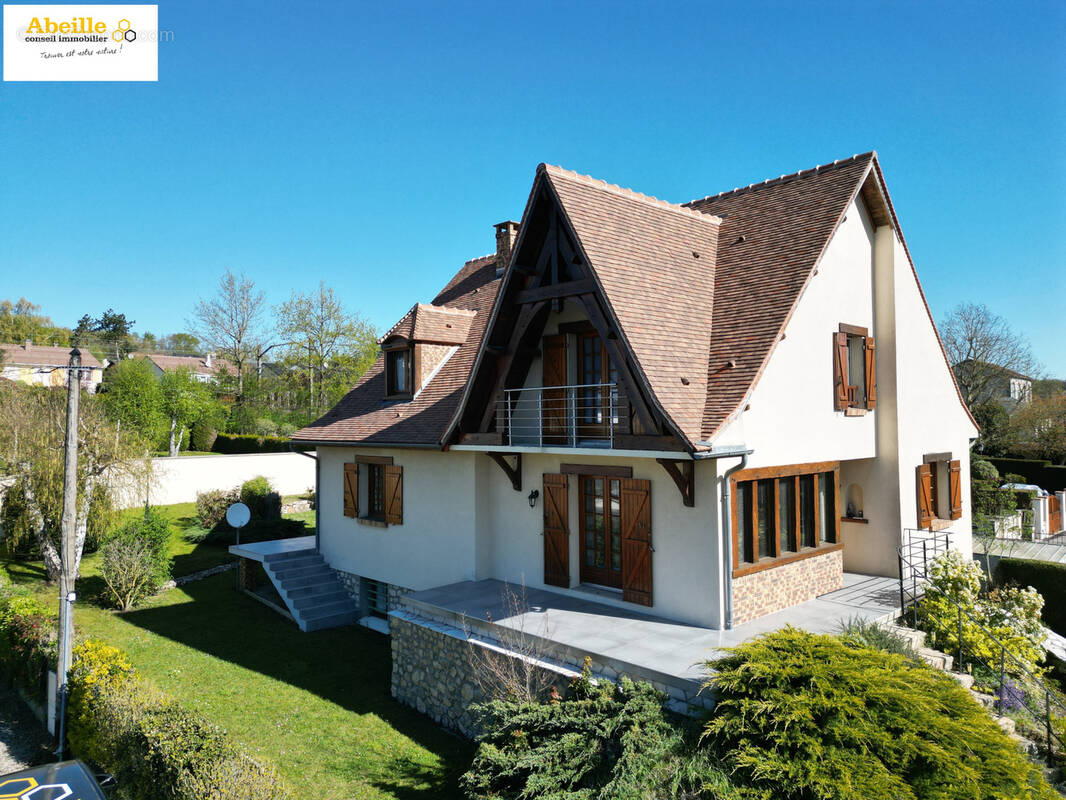 Maison à SAINT-CHERON