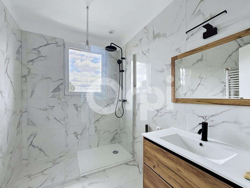 Appartement à BRIVE-LA-GAILLARDE