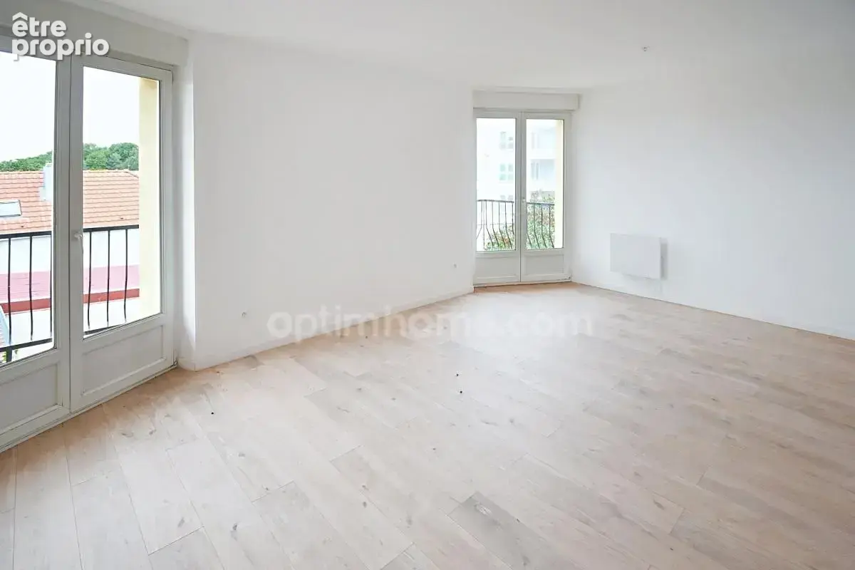 Appartement de 97.6m2 avec 3 chambres, 2 salles de bain, parking, balcon, cave - photo 6