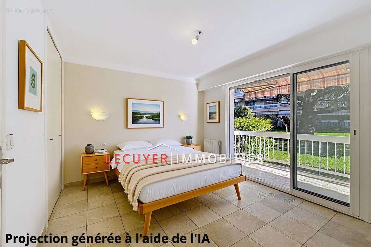 Appartement à VALLAURIS