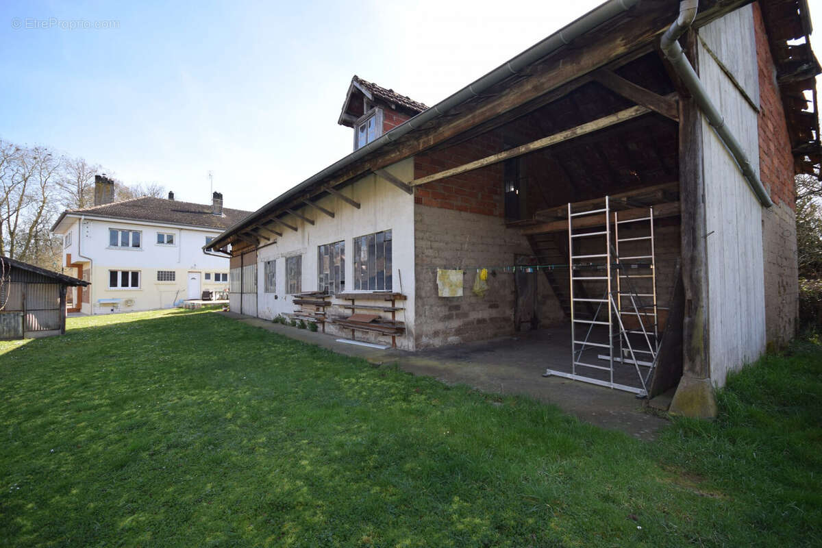 Maison à MERVANS