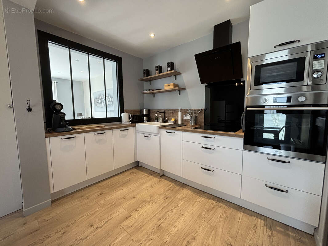 Maison à PORT-EN-BESSIN-HUPPAIN