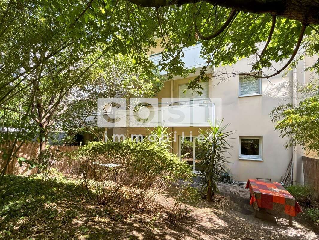 Appartement à COLOMBES