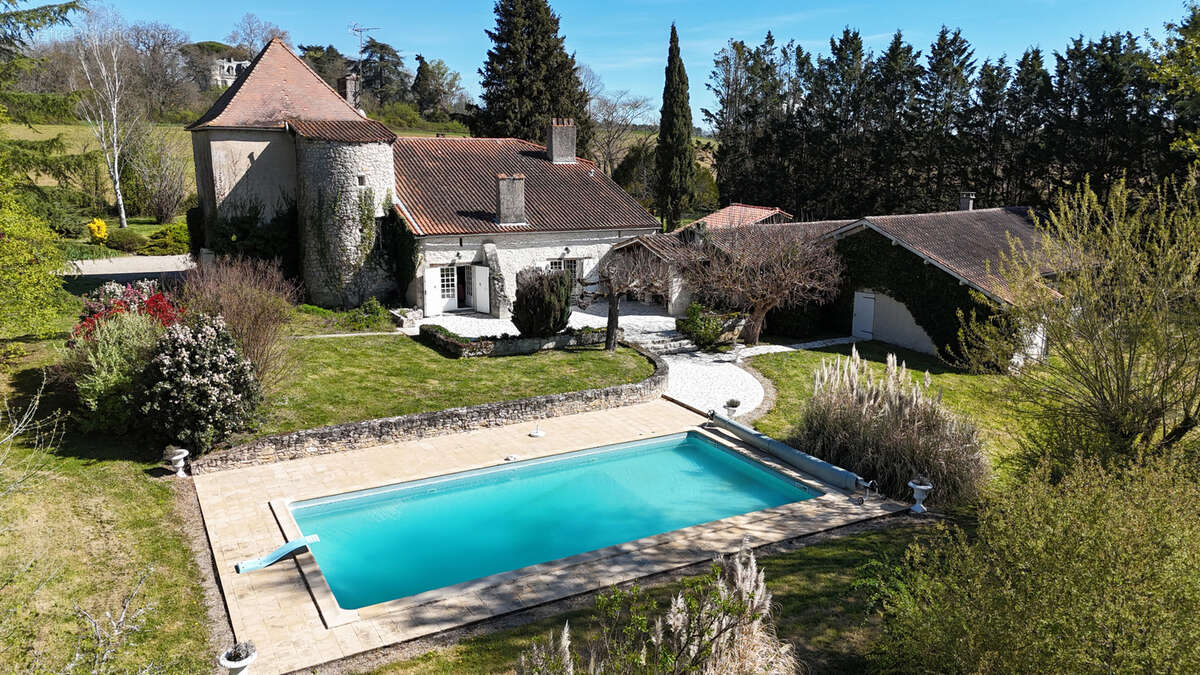 Maison à CASTELJALOUX