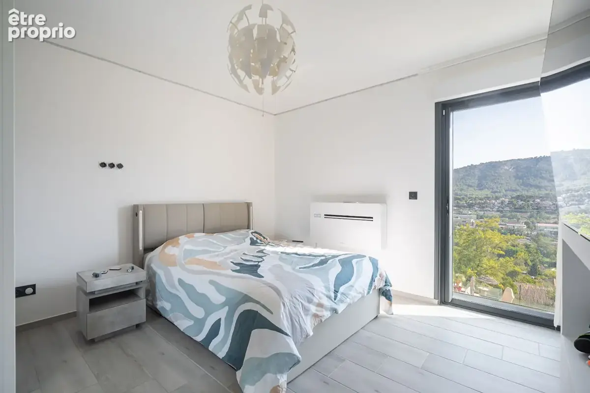 Villa moderne - 8 pièces - 230 m2 - Eoures / Marseille 11 - photo 17