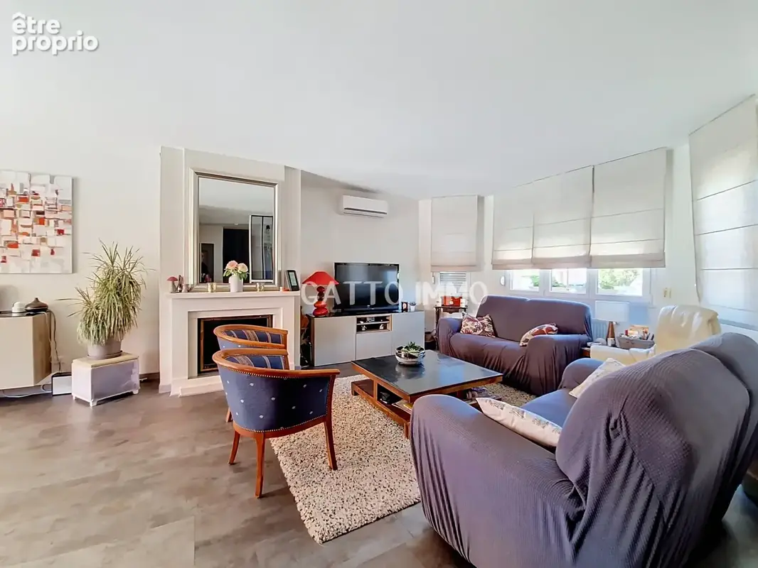 Maison de 140 m2 avec piscine sur 9 ares de terrain - photo 5