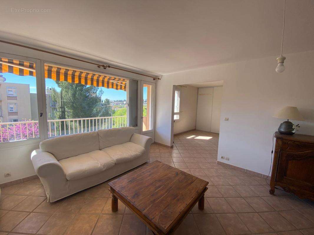 Appartement à NIMES