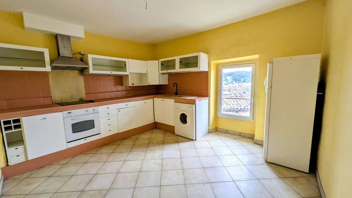 Maison à CADENET