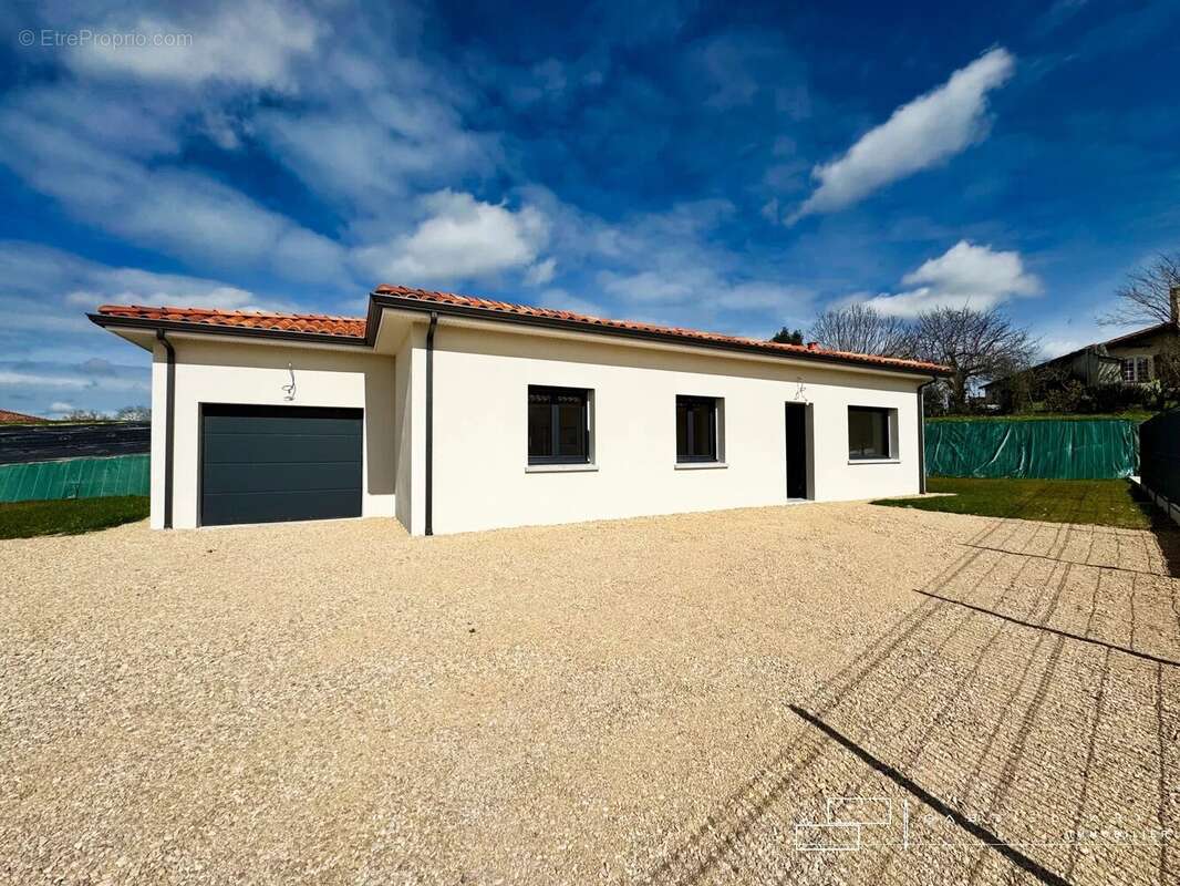 Maison 96 m² à Preignan  - photo 15