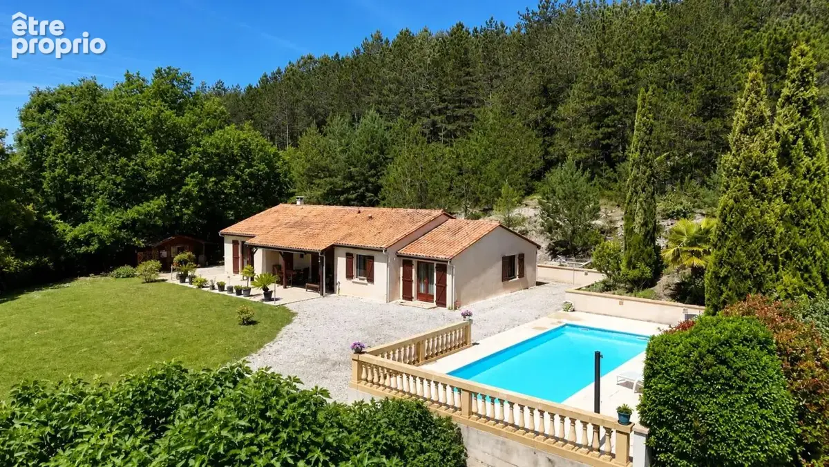 Maison à VEYRINES-DE-DOMME