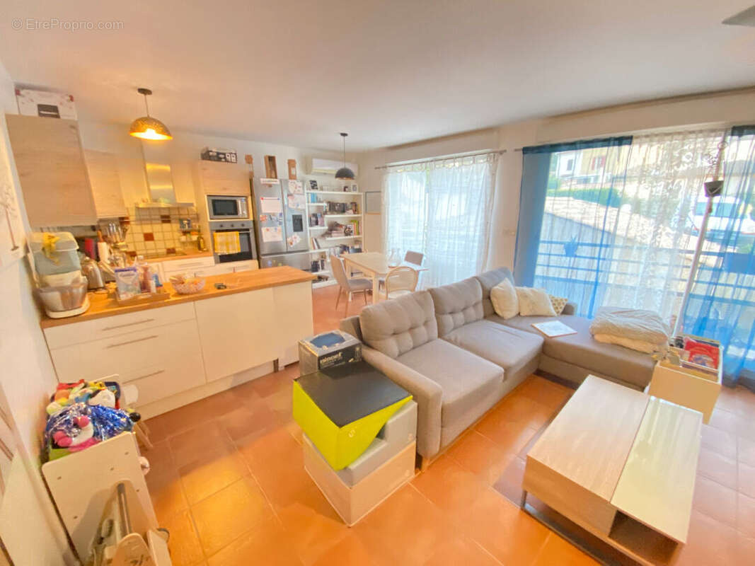 Photo 5 - Appartement à SIMIANE-COLLONGUE