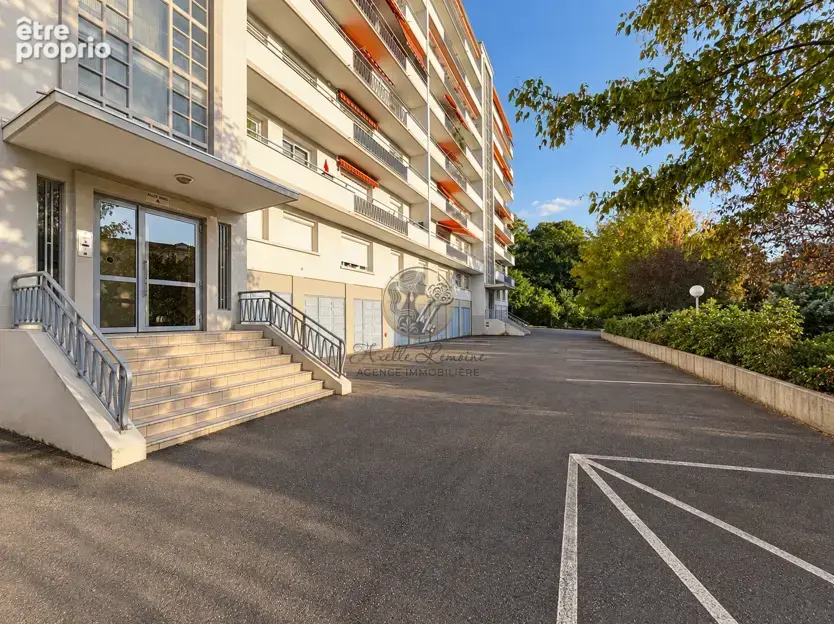 TASSIN-LA-DEMI-LUNE   T3 58 m2   Idéalement situé   Résidence arborée   Vue sur parc - photo 21