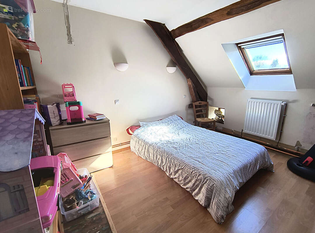 Maison à SAINT-SULPICE-LAURIERE