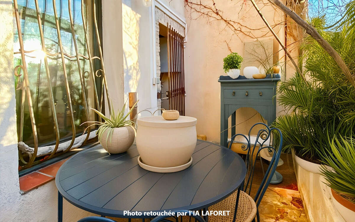 Maison à LE CASTELLET