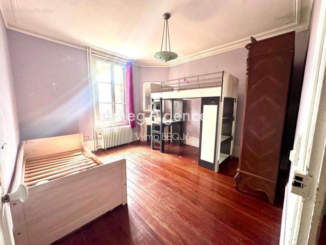 Maison à PONT-SUR-YONNE