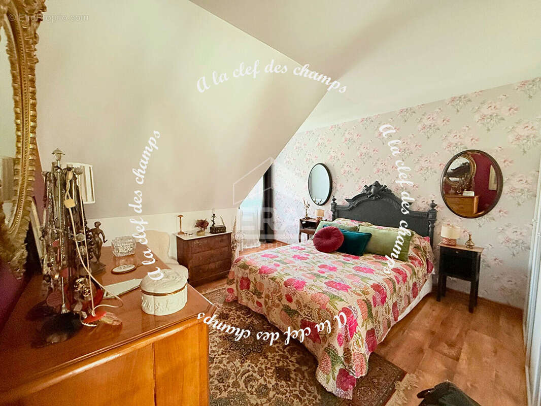 Maison à GIF-SUR-YVETTE