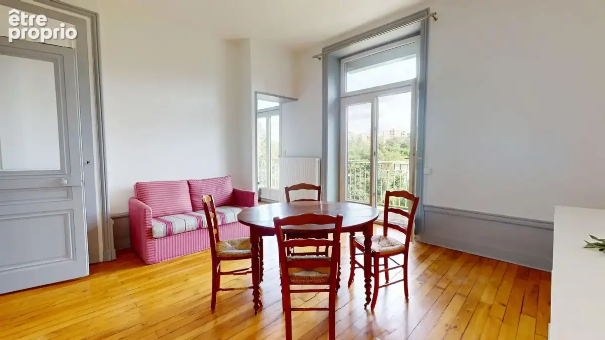 Prix/surface rare pour ce beau T3 de 60m2 ! - photo 2