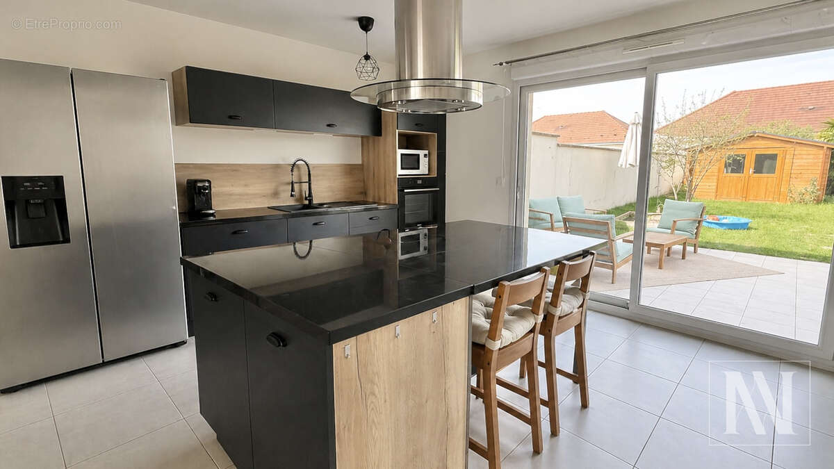 Maison à BREVIANDES