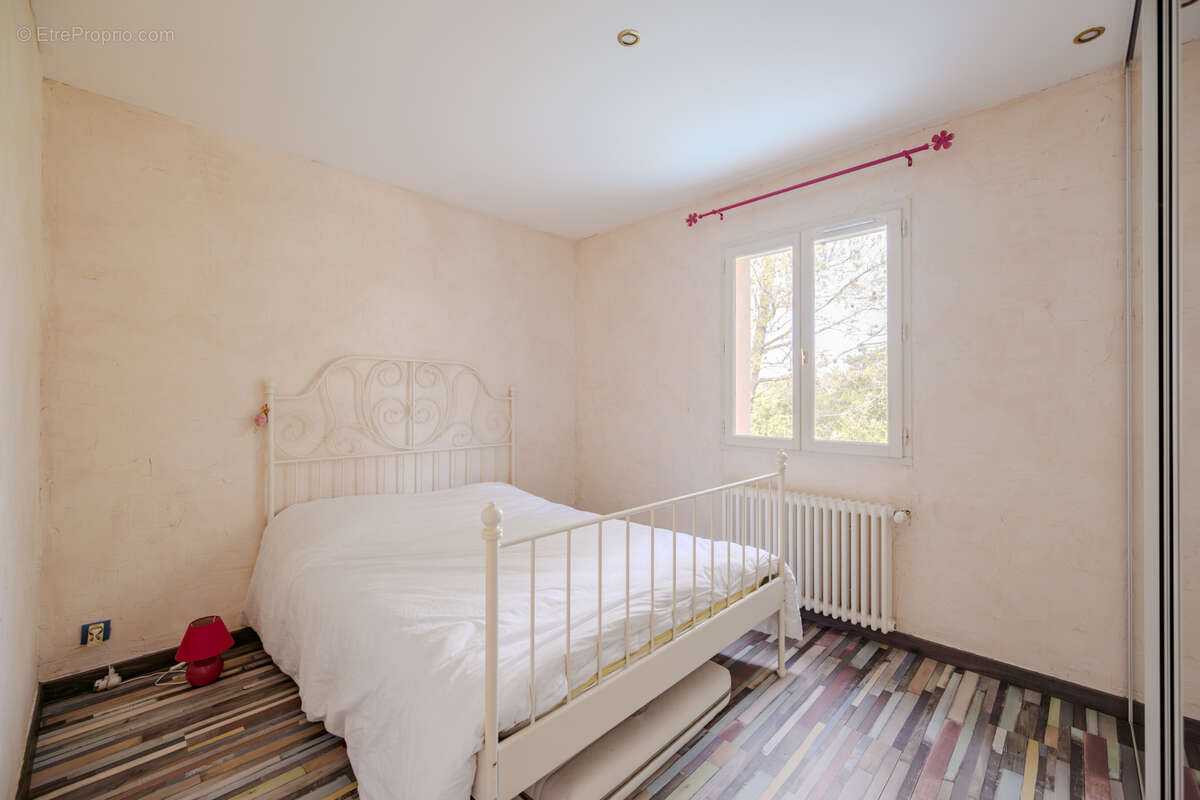 Maison à MEOUNES-LES-MONTRIEUX