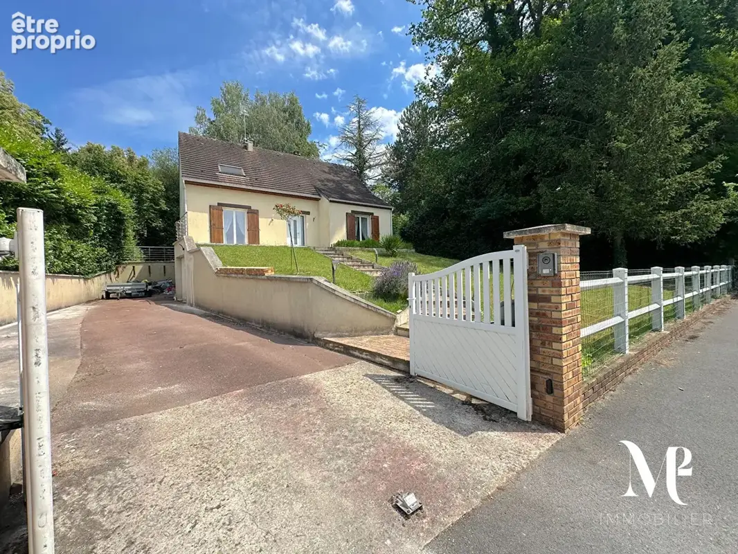 Maison à LAMORLAYE
