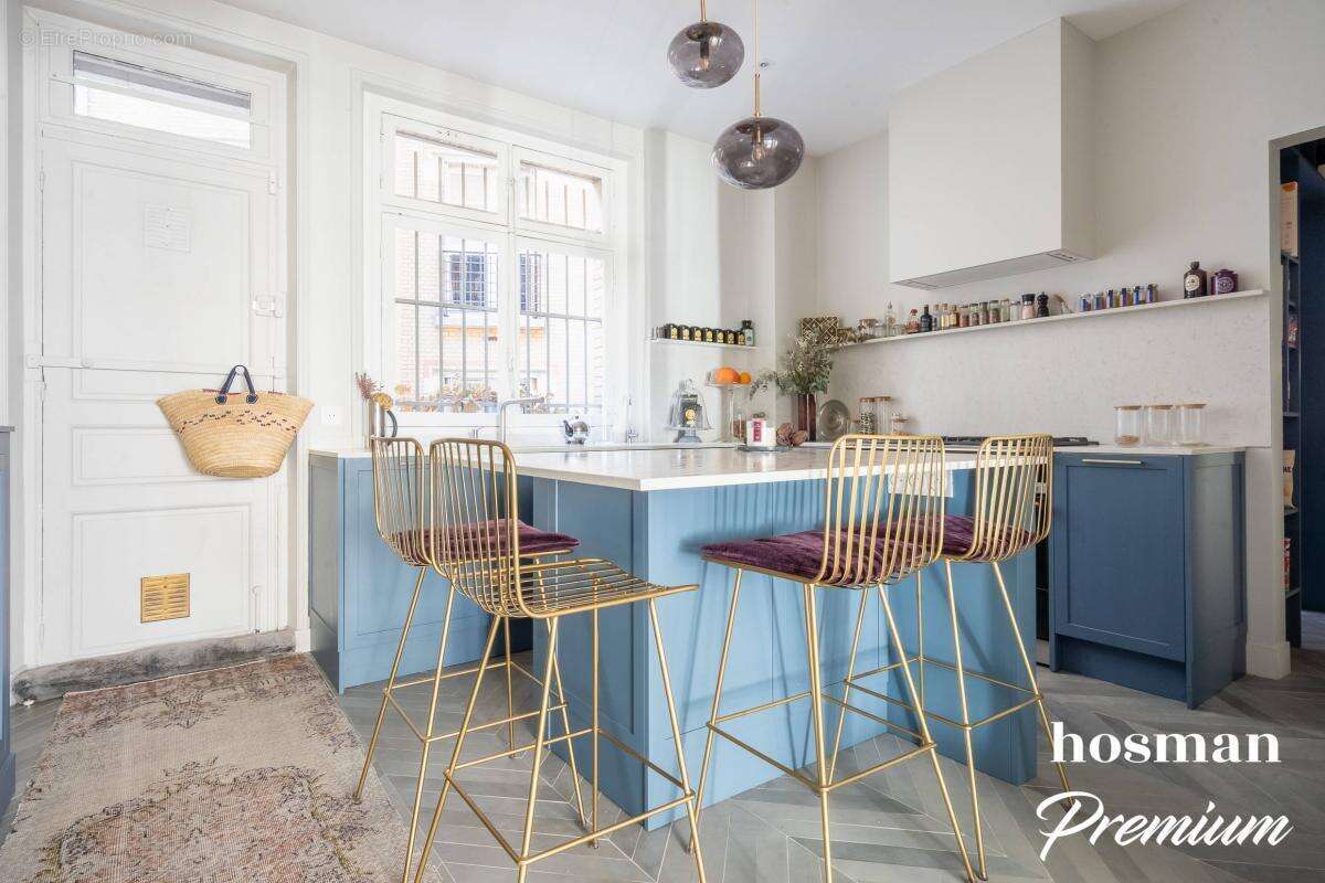 Appartement à NEUILLY-SUR-SEINE