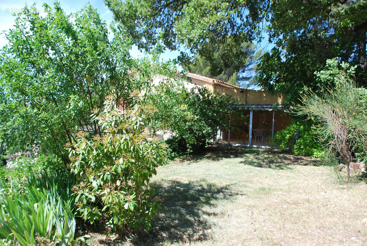 Maison à SALERNES
