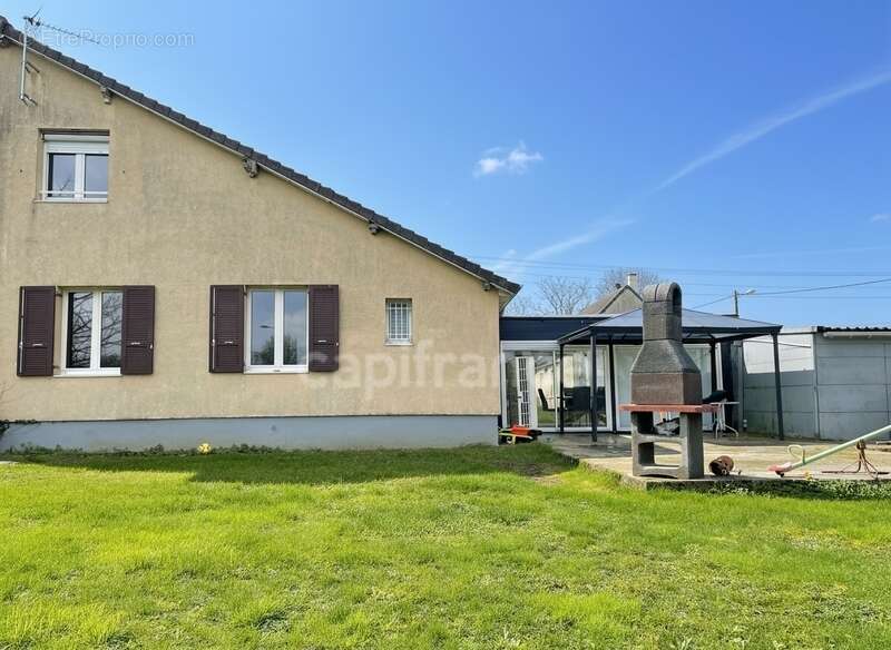 Maison à TERGNIER