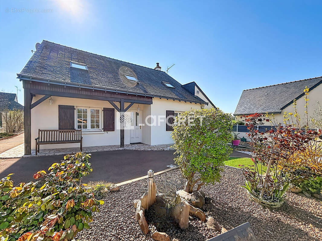 Maison Gennes Val De Loire 9 pièce(s) 185 m2 - photo 14
