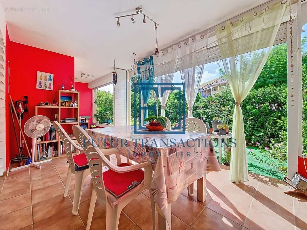 Appartement à LE GOSIER
