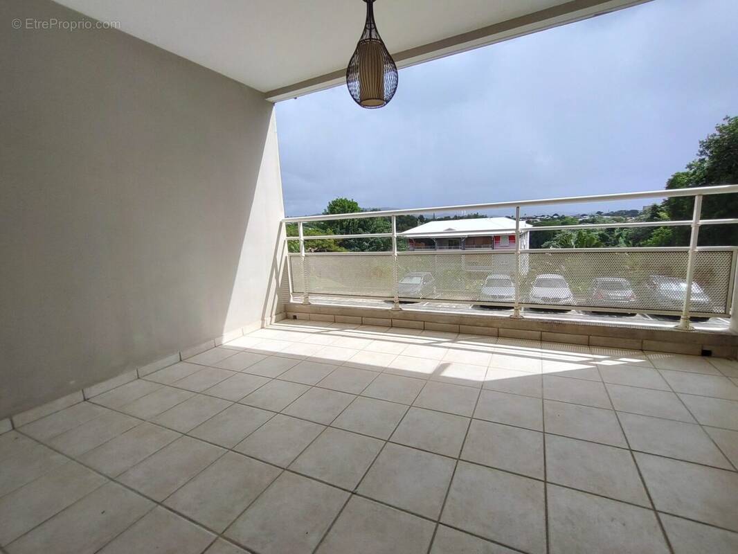 Appartement à LE ROBERT