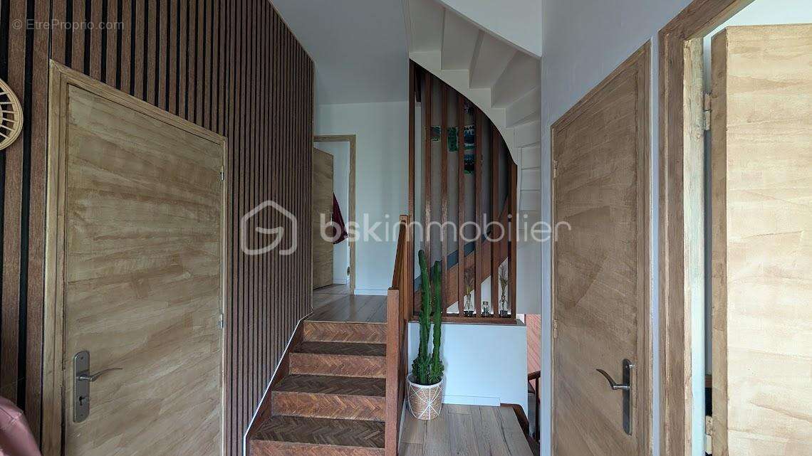 Belle maison 110 m² à fougeres 35300        3 chambres - photo 23