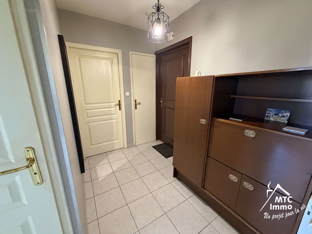 Appartement à PONT-DE-CHERUY