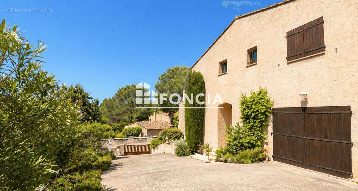 Maison à FREJUS