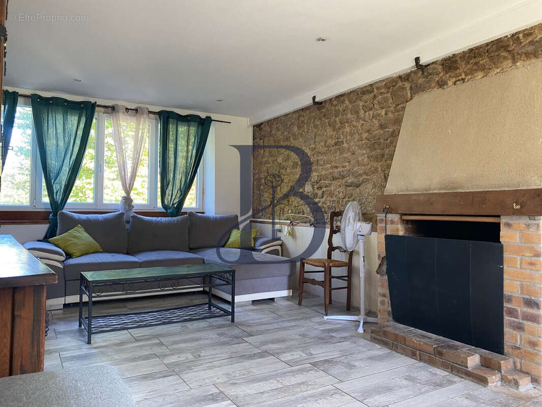 Maison à VILLEDIEU-LES-POELES