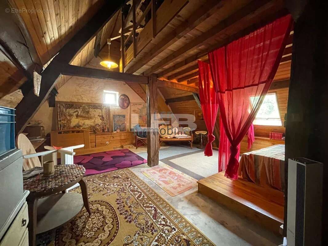 Maison à AUVERS-SUR-OISE