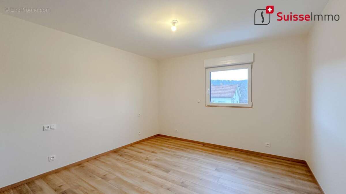 Maison à VOUJEAUCOURT