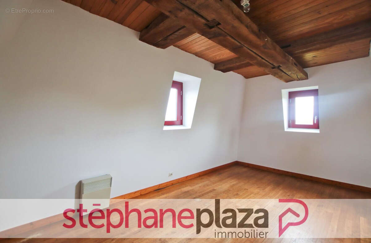 Appartement à DOMLOUP